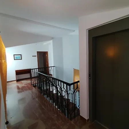 Szálloda San Cayetano 2*