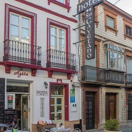 San Cayetano Konukevi Ronda
